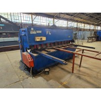 Elliott Guillotine Machine Tool
