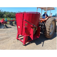 1.5m Cube Feed Mixer PTO Driven